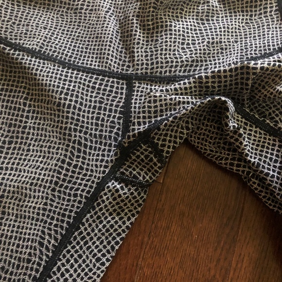 Lululemon leggings 4 - Picture 4 of 7